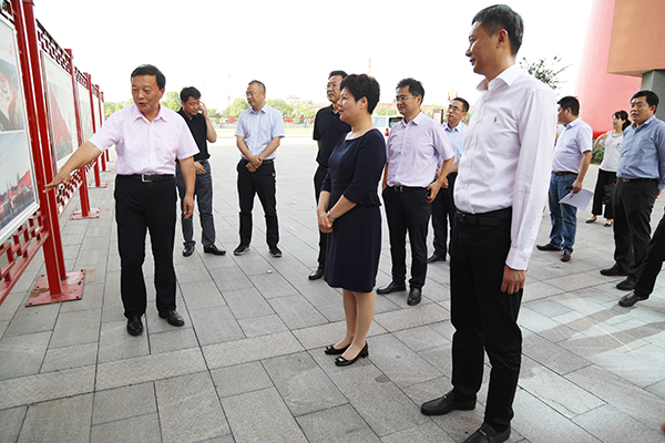 2020年6月3日，時(shí)任淮安市委書(shū)記、現任廣西壯族自治區黨委常委、自治區人民政府副主席蔡麗新在今世緣酒業(yè)調研重大項目建設以及經(jīng)濟網(wǎng)格化開(kāi)展情況。